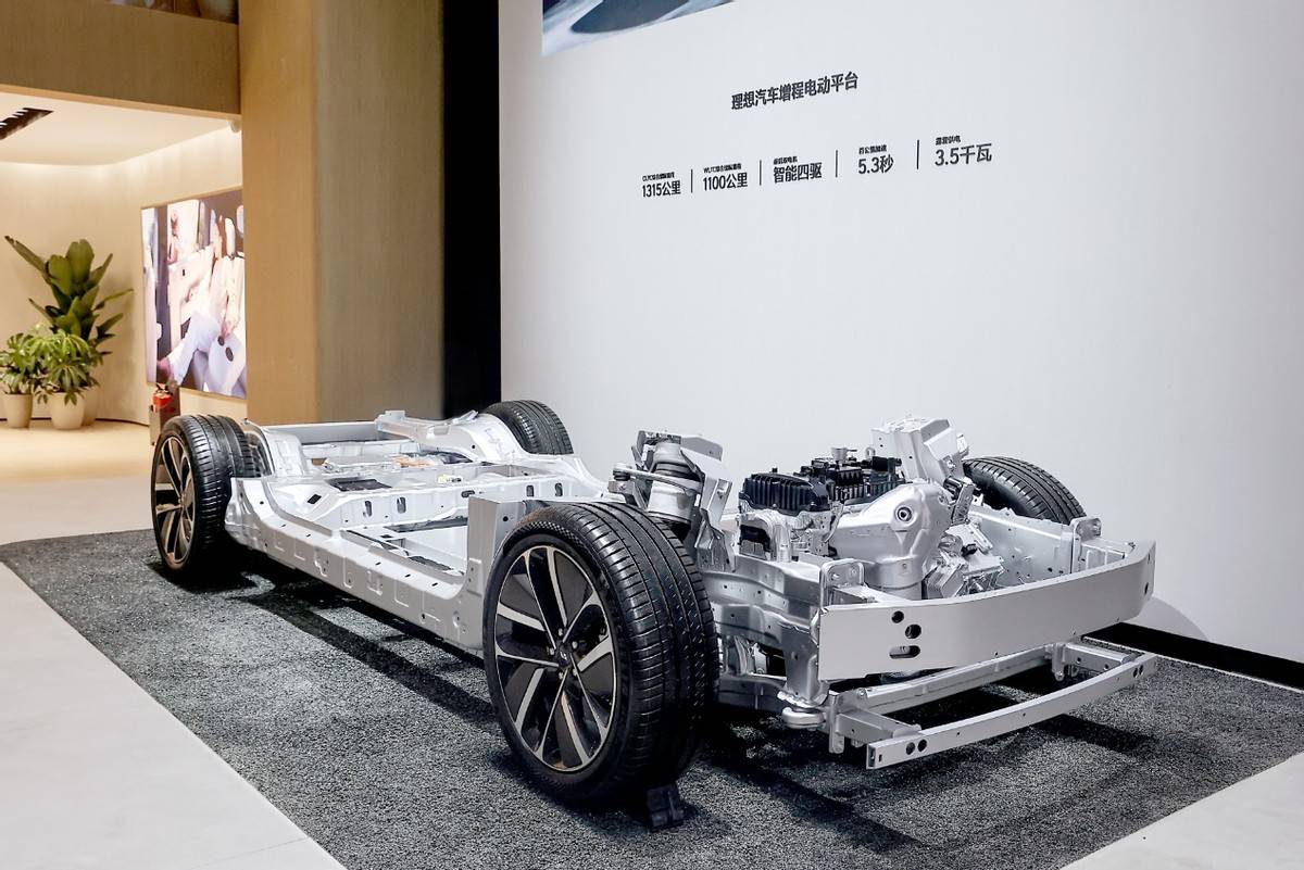 反常识？技术门槛很低的增程技术为什么越卖越贵？(图1)