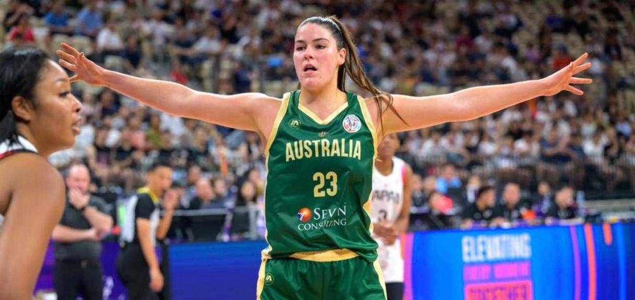 连李月汝征战的美国三人篮球无与伦比联赛都没搞清楚就信口雌黄韩旭所处的澳洲联赛远不如国