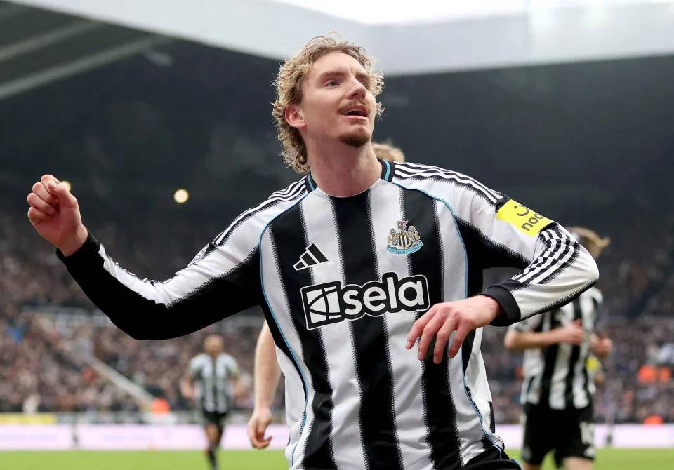 英超联赛免费高清直播+实时赛程+积分预测（2025赛季全覆盖）纽卡斯尔欲割爱“2米梅西”沃尔特马德英超生涯难续拜仁巴萨虎视眈眈