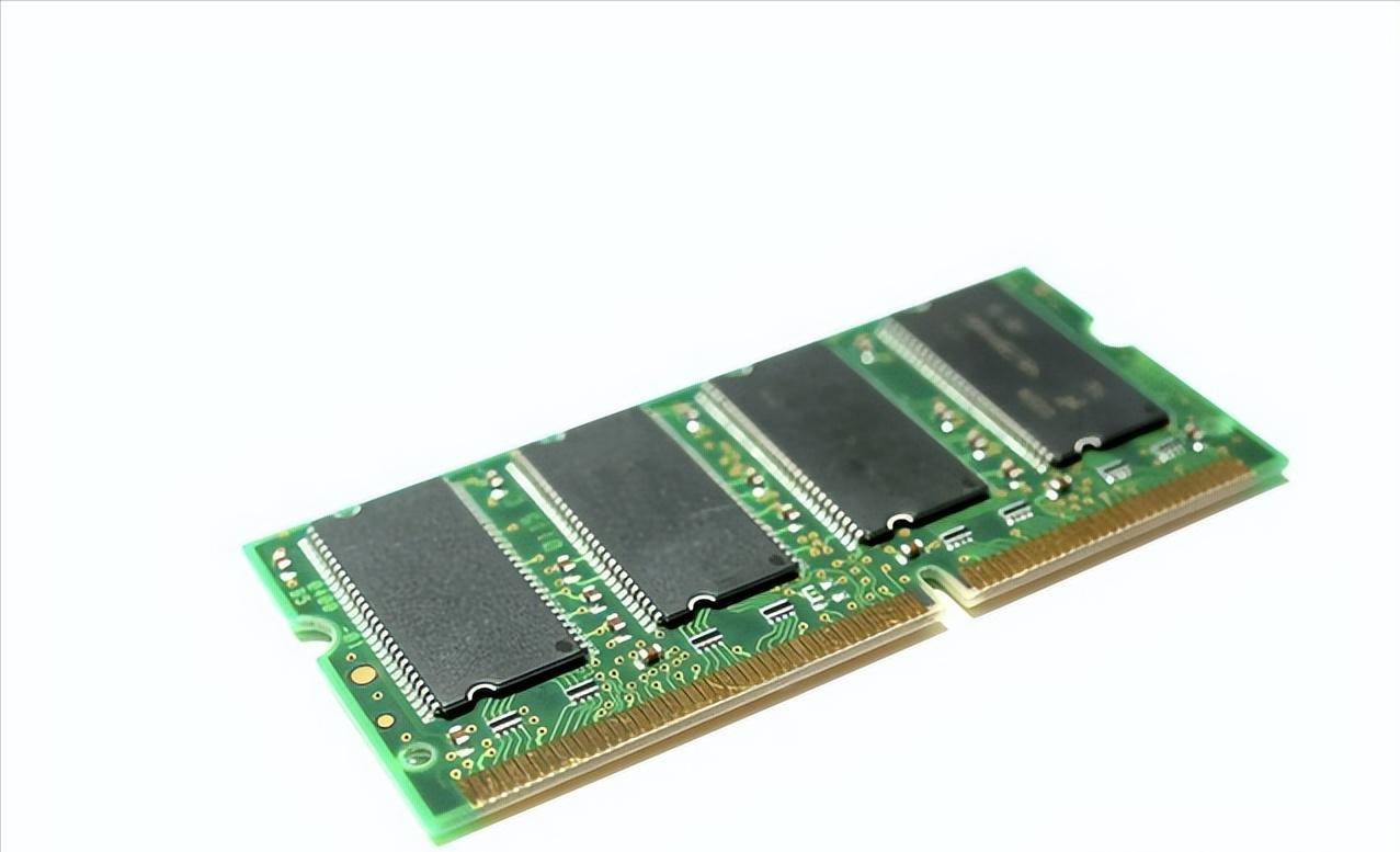 原创             手机集体涨价，厂商过冬，苹果或带头换国产，国产存储或顺势崛起