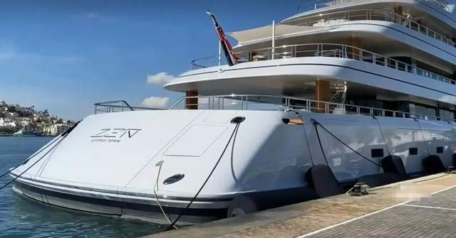 不追AI追游艇！刘强东50亿砸向富豪们的“玩具”，到底多赚钱？