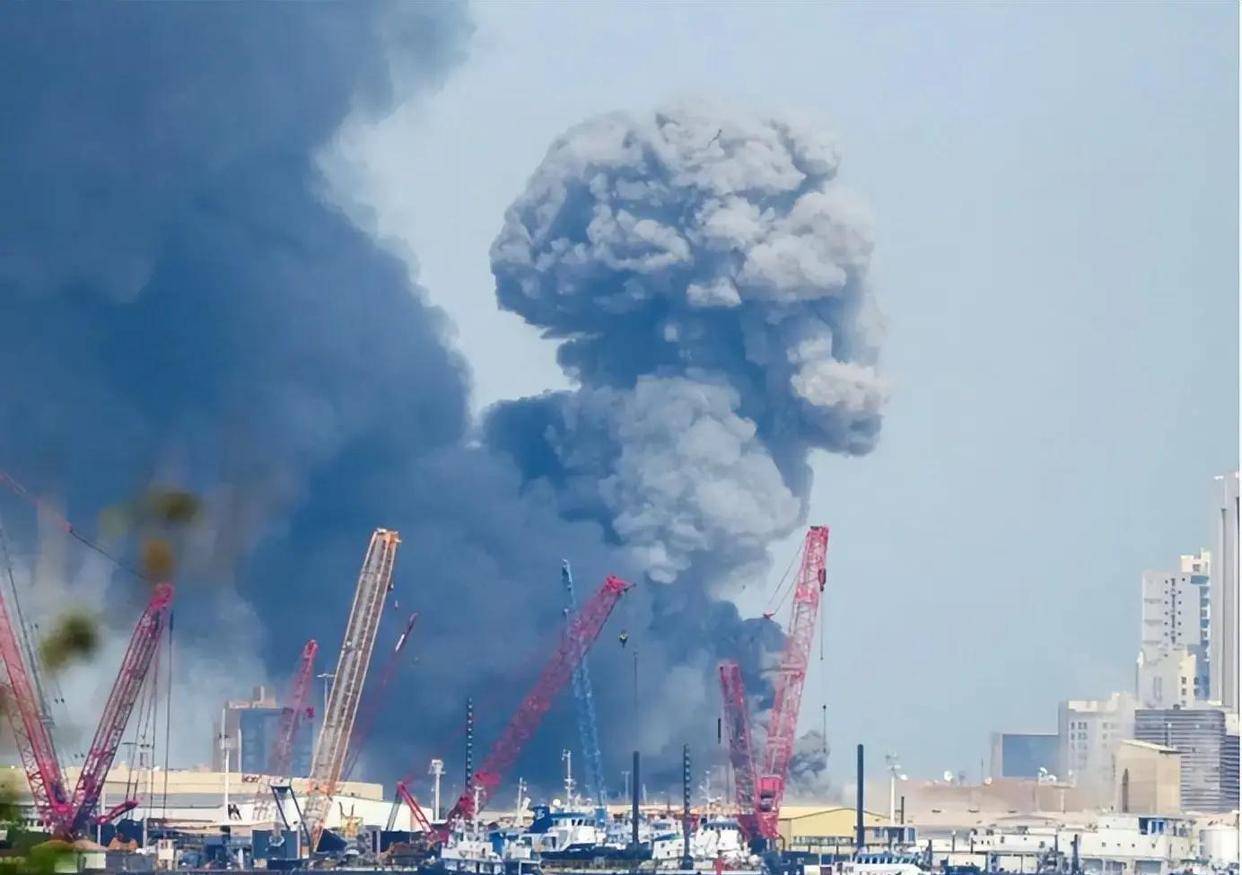 伊朗导弹一轮接一轮特朗普2025年全球T