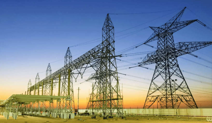 李嘉诚又闻到了血腥味儿？曾买下半个英国，如今疯狂套现离场