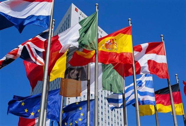 敢对欧盟说不？波兰总统拒签“欧洲安全行动”法案，波兰总理：可耻