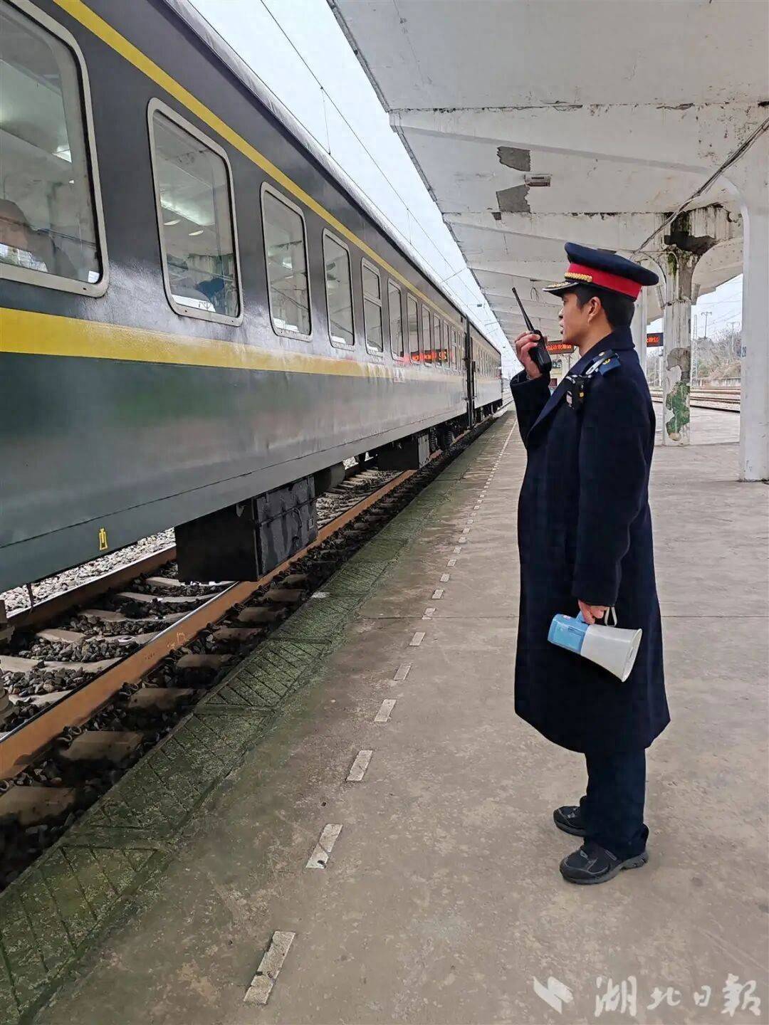 暂停40天，湖北一火车站重启客运，全天乘客：71人