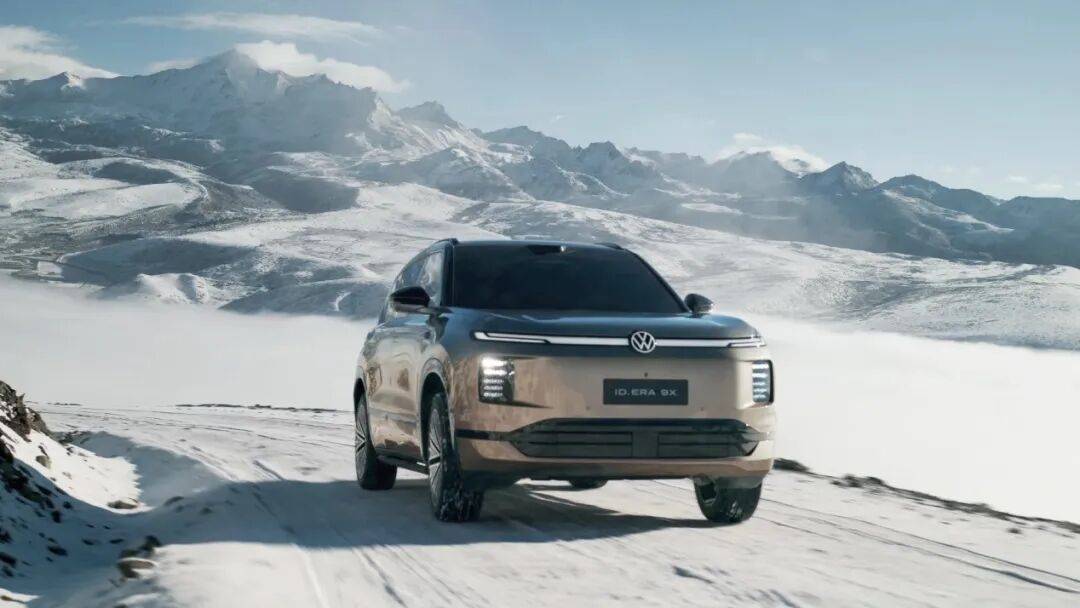 差价10万起！IDERA9X、kaiyun体育全站问界M9、理想L9谁才是9系真选？(图1)