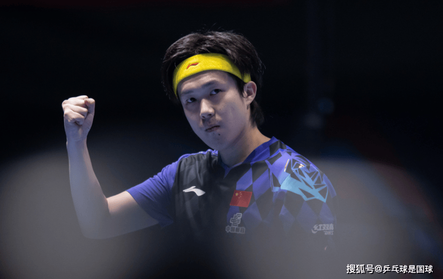 3-0日本，国乒男团12连冠有4大不可思议：王楚钦狂轰11-2，梁靖崑逆转张本智和！