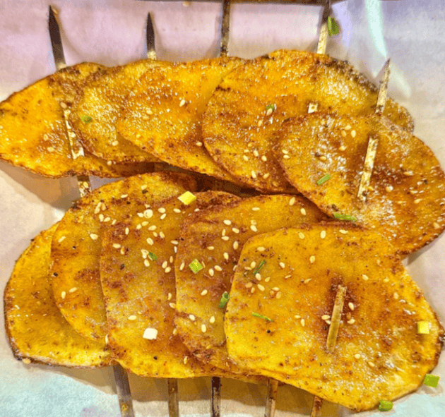 蘸辣配腐乳双风味，一口粉糯解锁地道滇式小吃