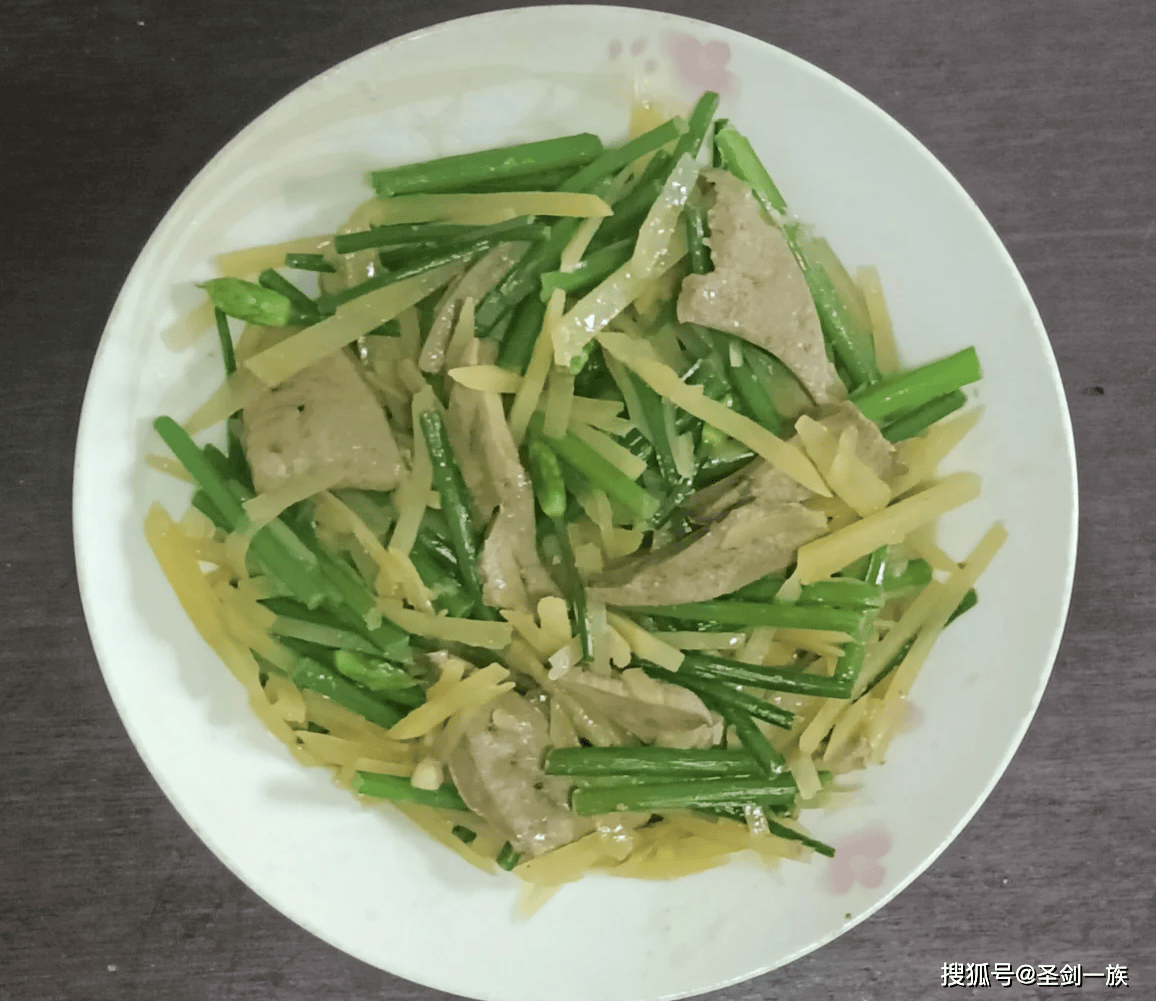 一口就沦陷的家常菜，软糯入味超级下饭，好吃的停不下来