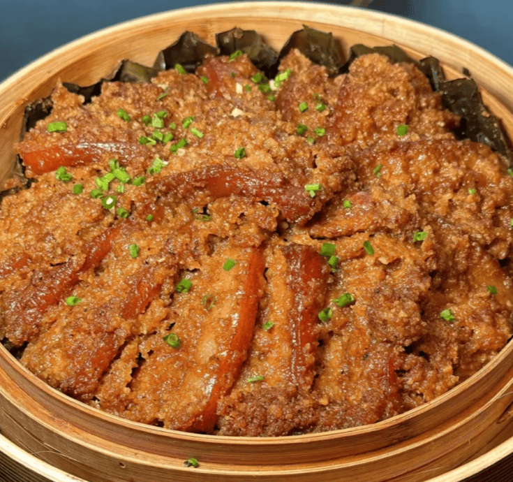 泰和特色米粉肉，先煎后蒸造就米香肉润的宴席风味