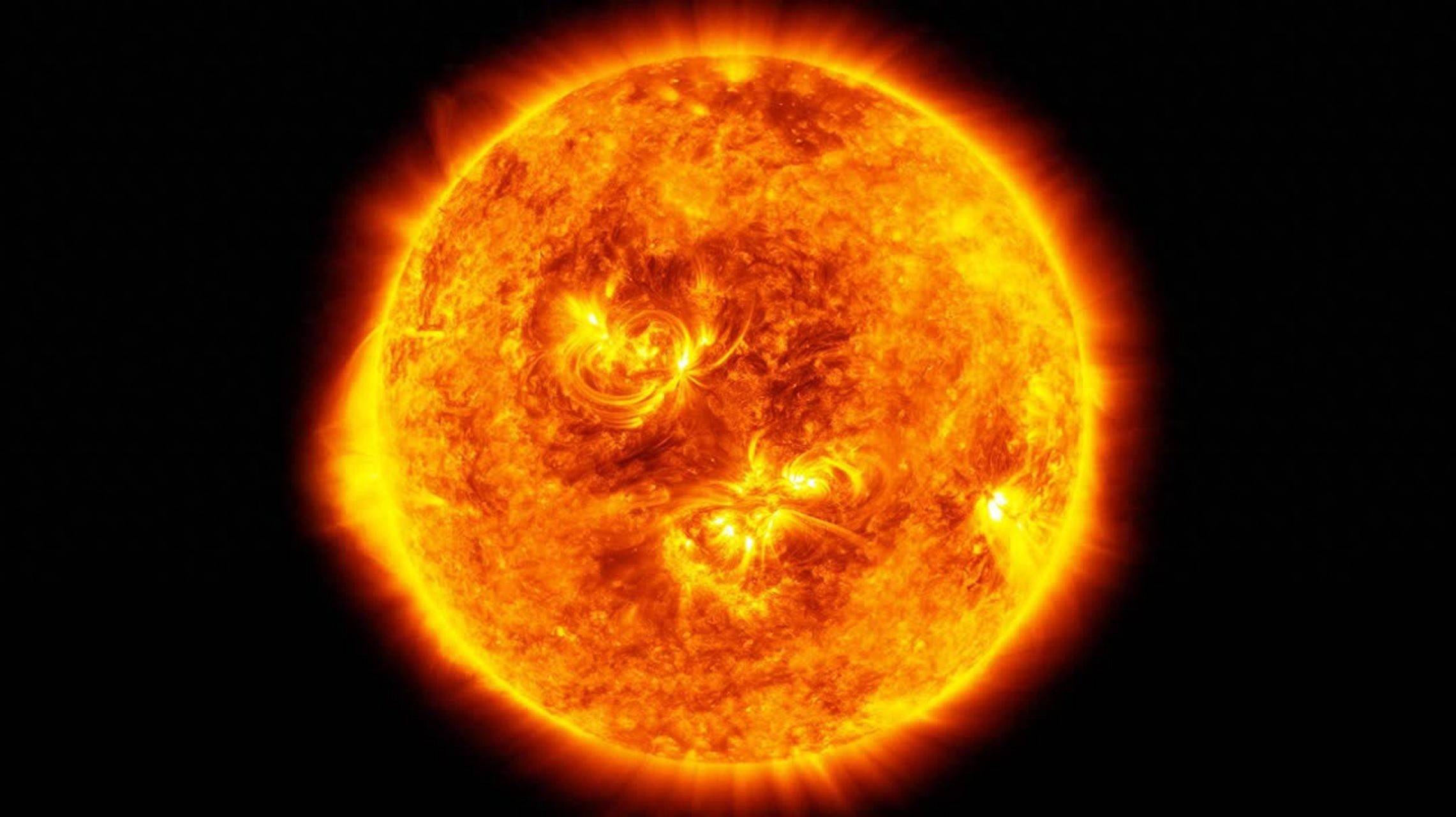 
        太阳还有50亿年熄灭，人类到时候应该怎么办？
