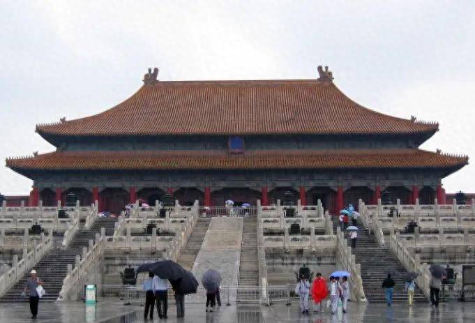 
        清朝皇帝退位——优待条件