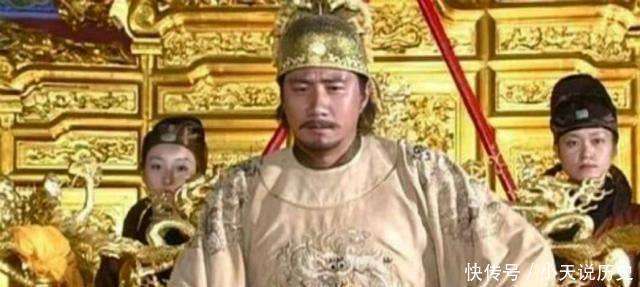 
        朱元璋临终连喊三遍朱棣来否，为何朱棣就是在南京城外不进城？