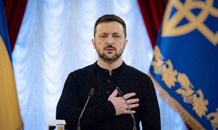 
        美国巴不得乌克兰投降俄罗斯，一旦如此，美国3大阴谋就得逞了