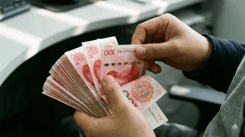 
        特朗普天都塌了！非洲铜矿大国要求用人民币结算，连美元都不收！