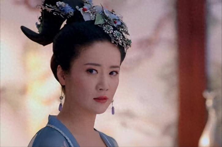 
        父辈被李渊斩杀！她沦为宫婢嫁李世民，最终结局让人唏嘘不已