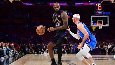 NBA-湖人VS雷霆 詹姆斯持球突破