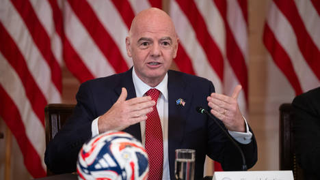 中国印度转播问题让FIFA头疼 本想通过扩军使其晋级世界杯