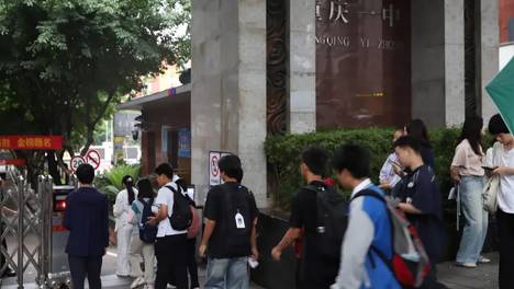 沙坪坝多部门联动护考 暖心服务护航逐梦路