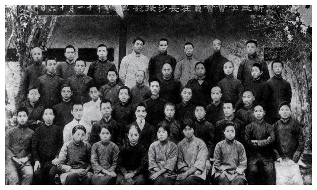 五四运动后周恩来等人都出国留学为何毛主席不去？(图5)