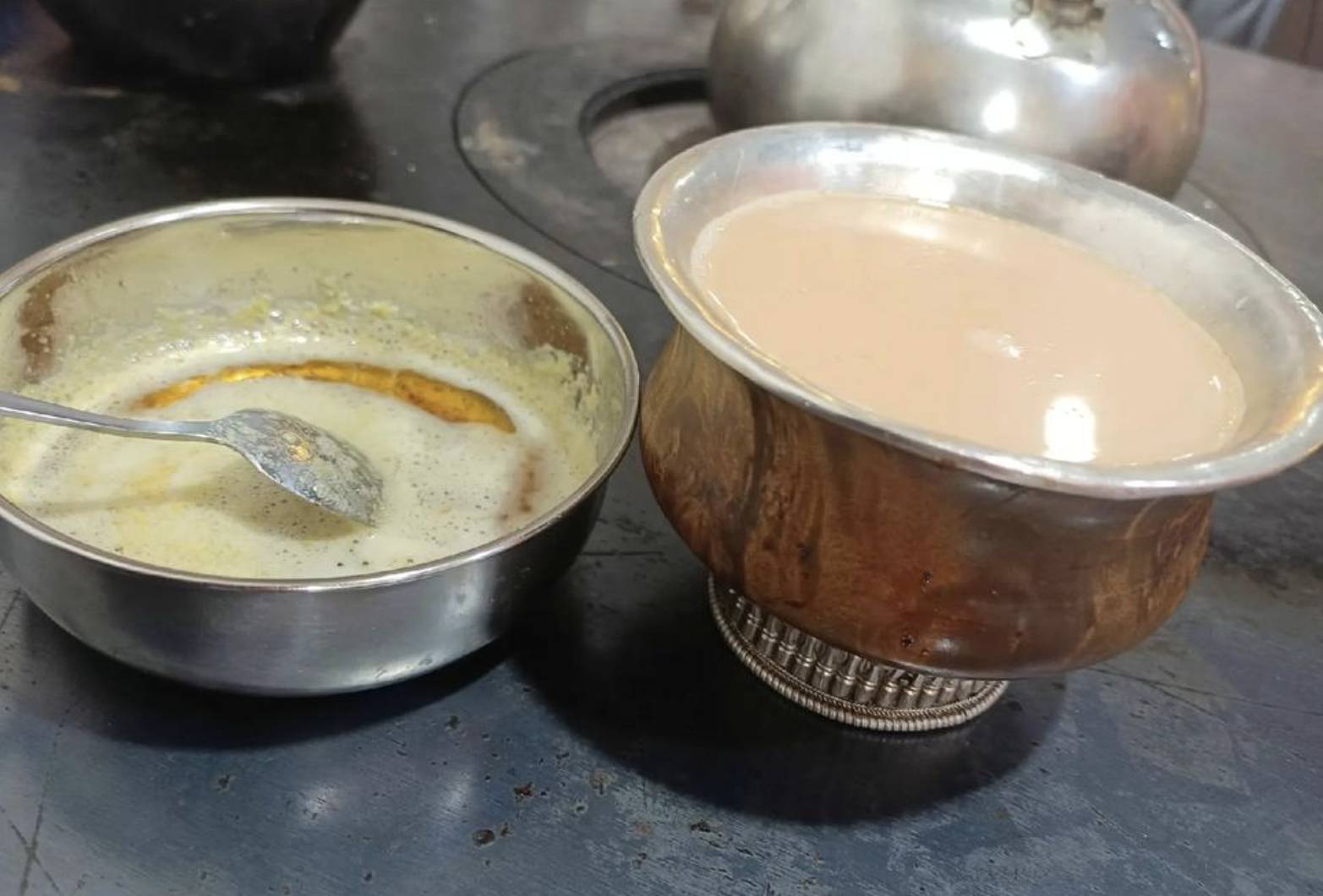 西藏拉萨甜茶配糌粑，高原酥油茶文化的温柔平替