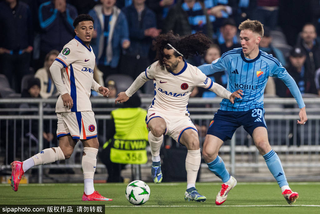 欧协-桑乔破门杰克逊双响 切尔西客场4-1尤尔加登