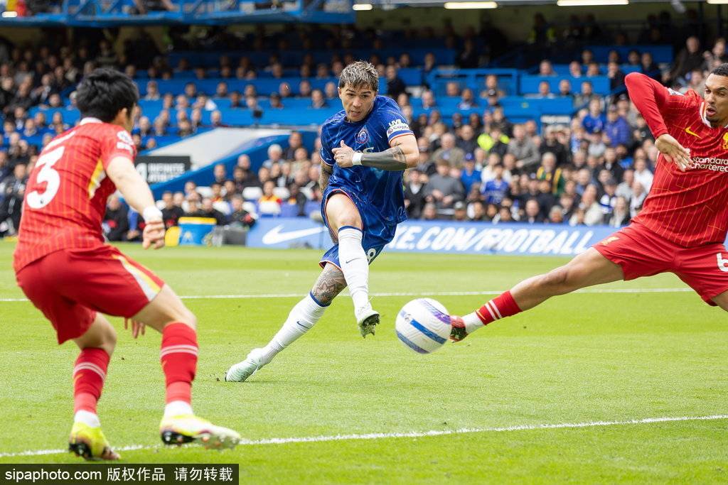英超-恩佐闪击破门宽萨乌龙 帕尔默点杀切尔西3-1利物浦