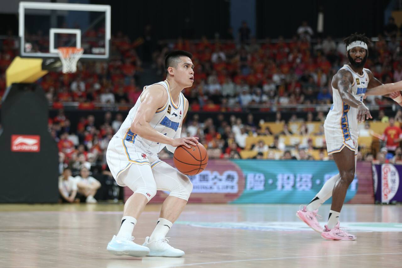 总决赛-翟晓川关键2罚定胜 北京客场擒广厦总分2-3