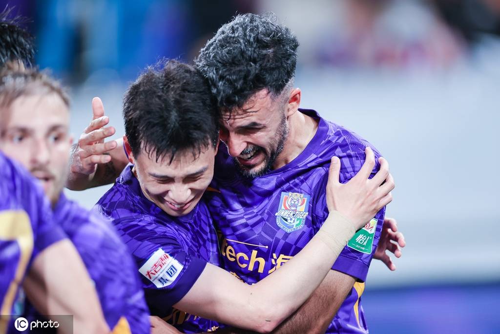 中超-基莱斯建功王大雷扑点 天津1-0反超泰山升至第五