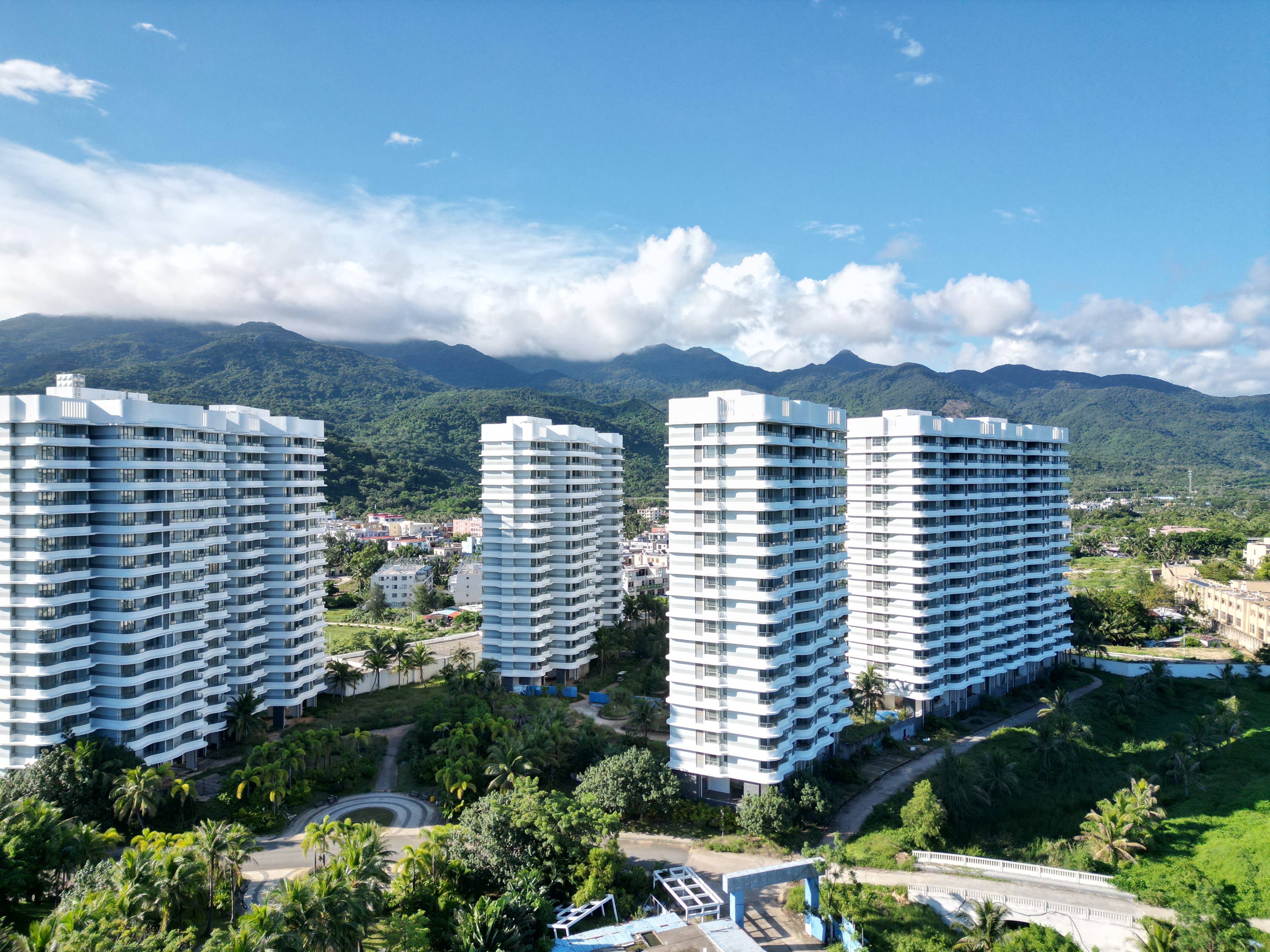 尊龙凯时- 尊龙凯时官方网站- APP下载陵水【香水湾岭】开发商首页网站-➢官方售楼处电话-➢营销中心地址楼盘详情最新价格动态@2026127Al热搜