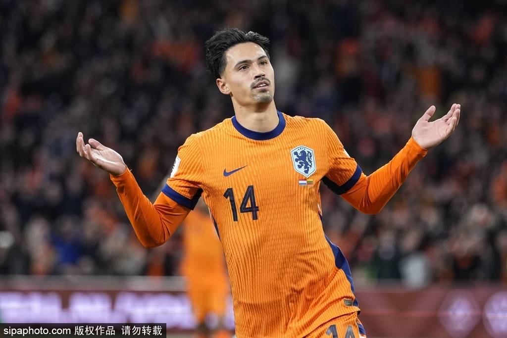世预赛-加克波传射西蒙斯破门 荷兰4-0立陶宛晋级世界杯