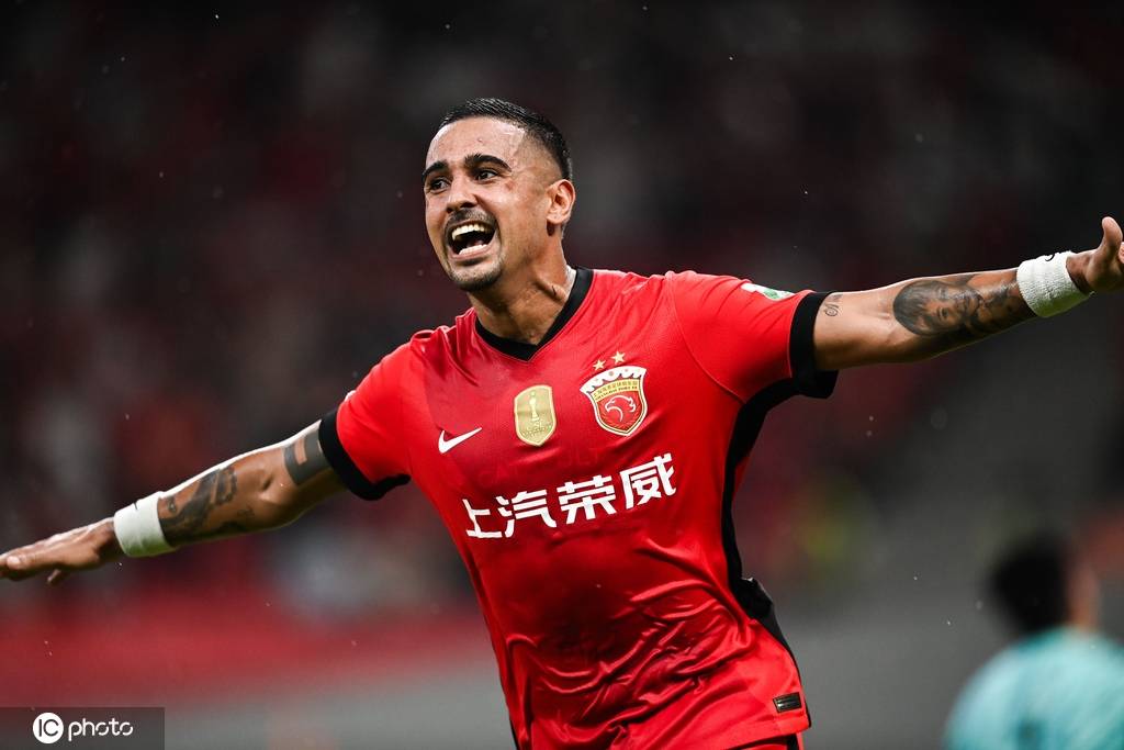 盘点中超16强队内射手王：法比奥金靴 王钰栋谭龙在列