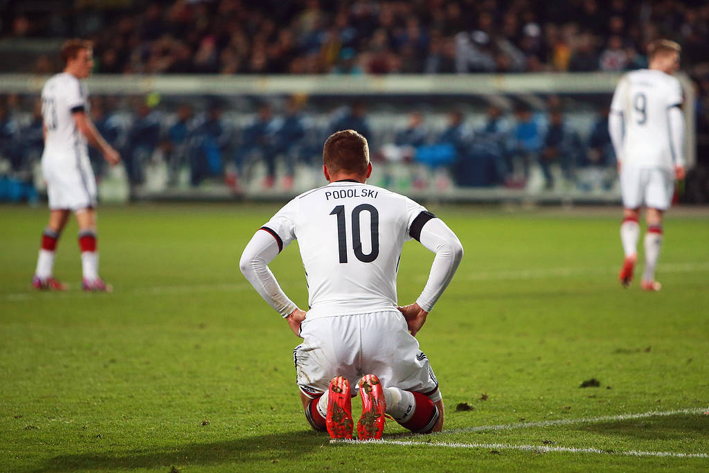 周一002英冠：伯明翰VS沃特福德赛事前瞻比分预测英超联赛免费高清直播+实时赛程+积分预测（2025赛季全覆盖）