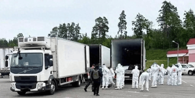 炸锅！俄乌遗体交换差距惊人俄方移交 12 万具乌方仅还 20