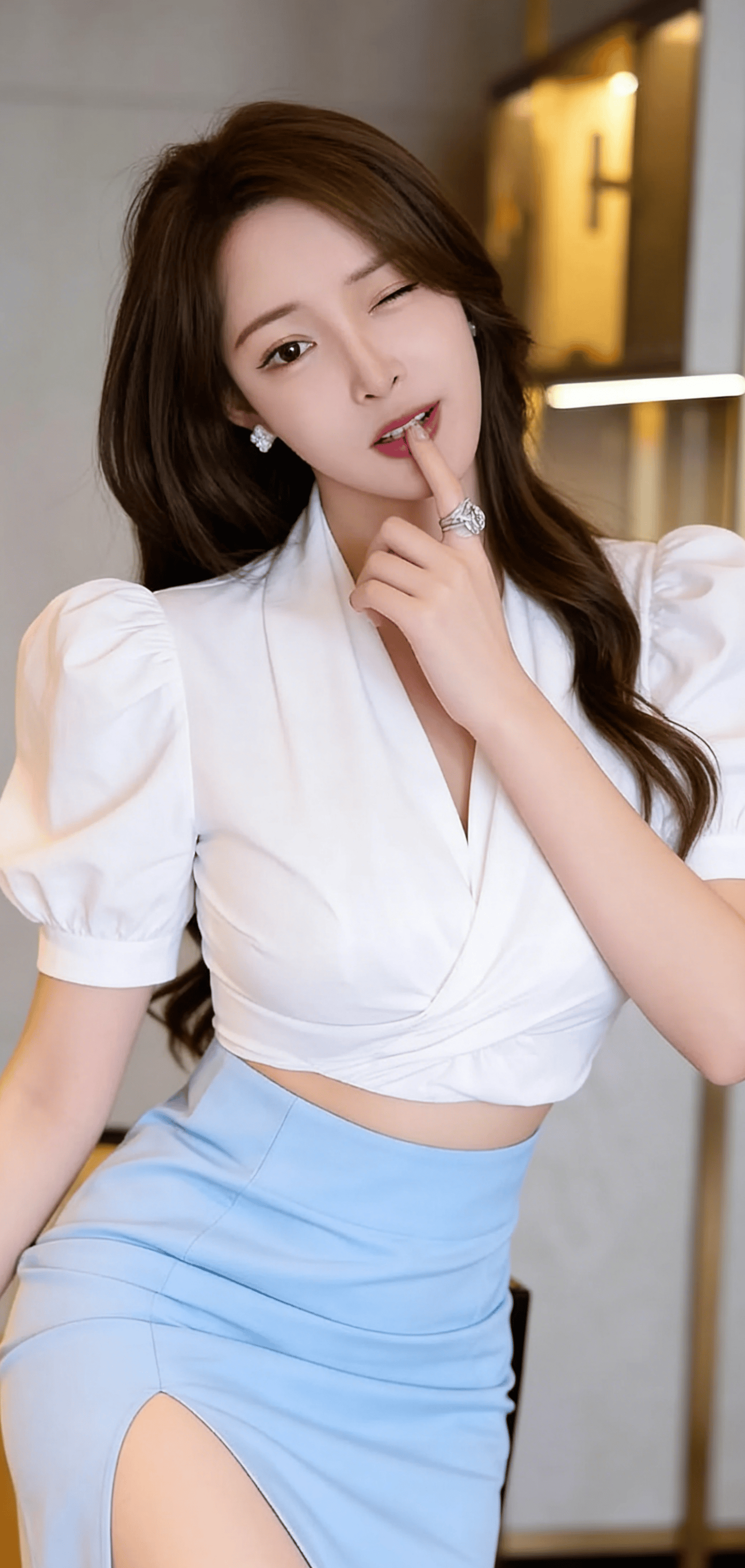 生成性感动作图片 - 2026-03-11T172454.703.png