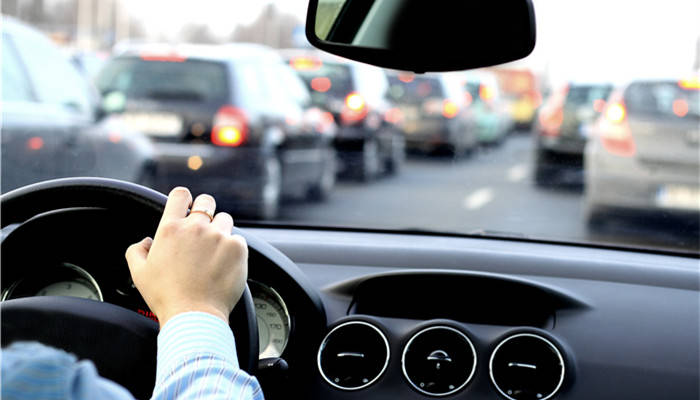 舱驾一体域控制器为汽车电子电气架构重要发展方向国内多家企业布局研发及生产赛道(图1)