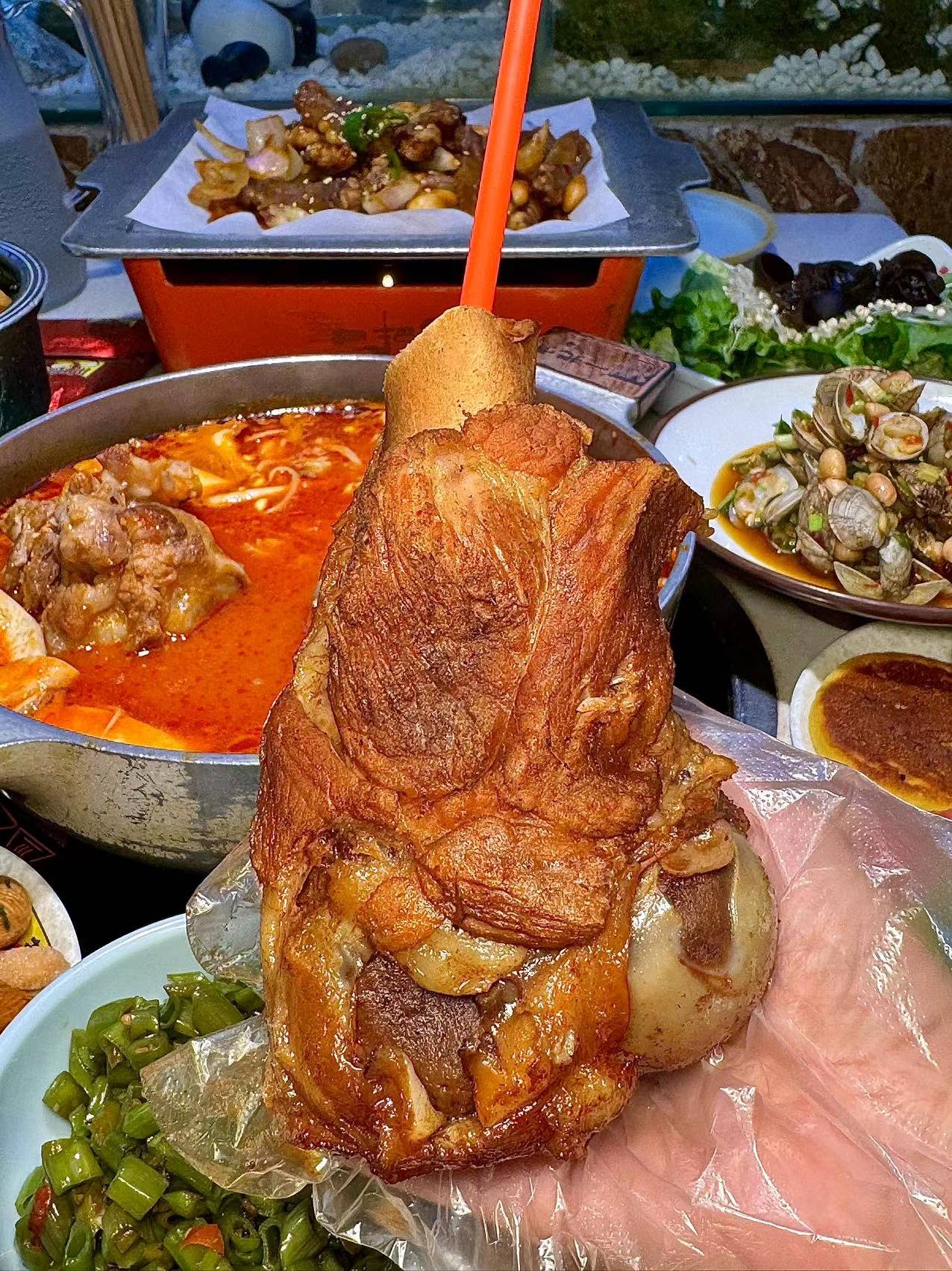 万万没想到（成都必吃川菜馆子）成都必吃川菜餐厅，成都必吃川菜TOP5推荐，本地人私藏清单，成都必吃推荐，