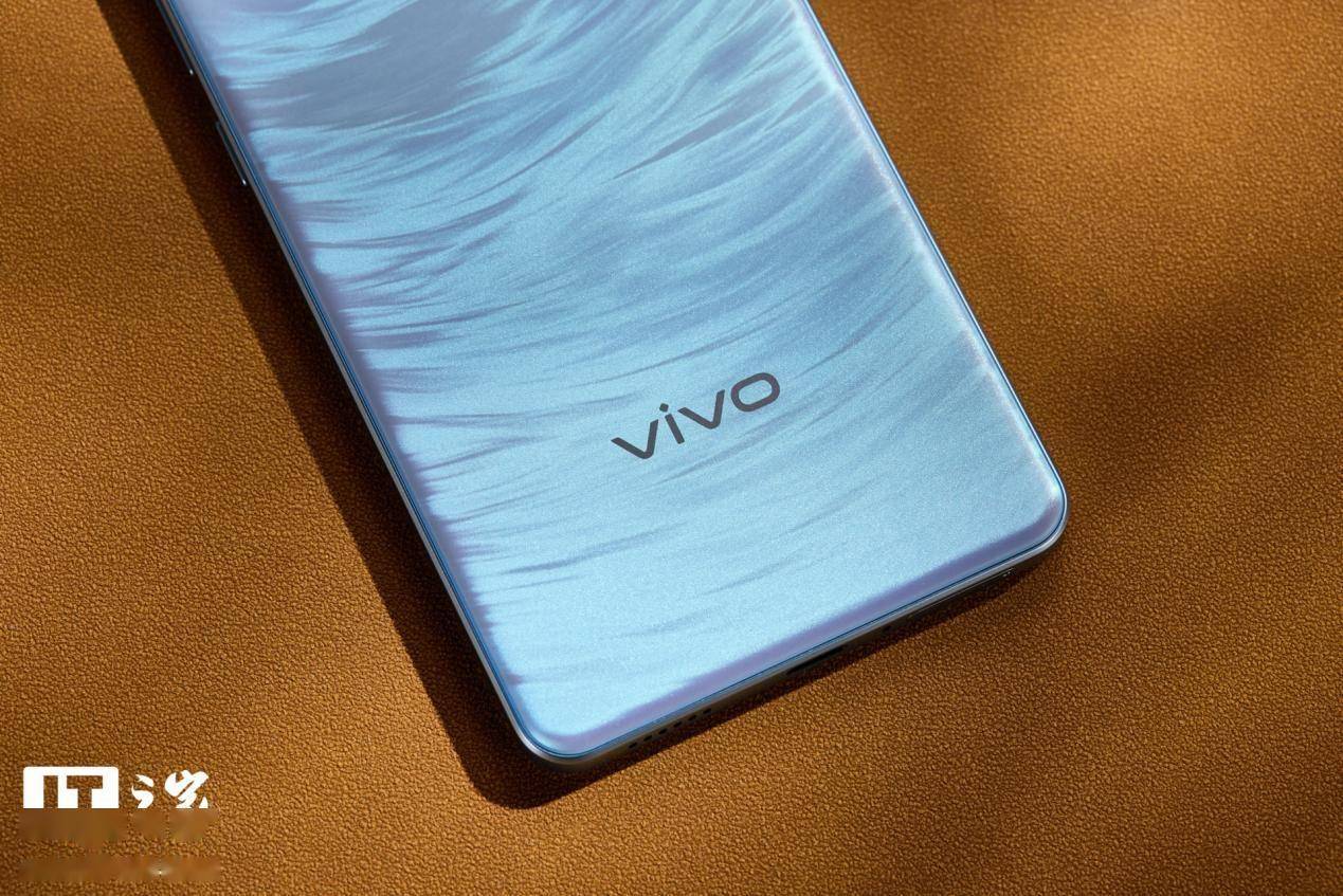 vivo Y200 GT 手机评测：中端手机越级体验风向标