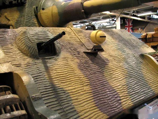 二战期间坦克制造的巅峰“虎王”坦克（Tiger II）