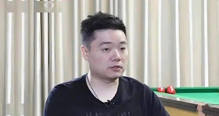 马拉松跑全程是多少世界纪录冬泳被困冰层下方北欧时尚运动旱地冰球电子版本君乐宝马拉松2024