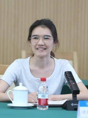 青春担当、逐梦远航!党委书记赵长禄、校长王云鹏与毕业生代表座谈