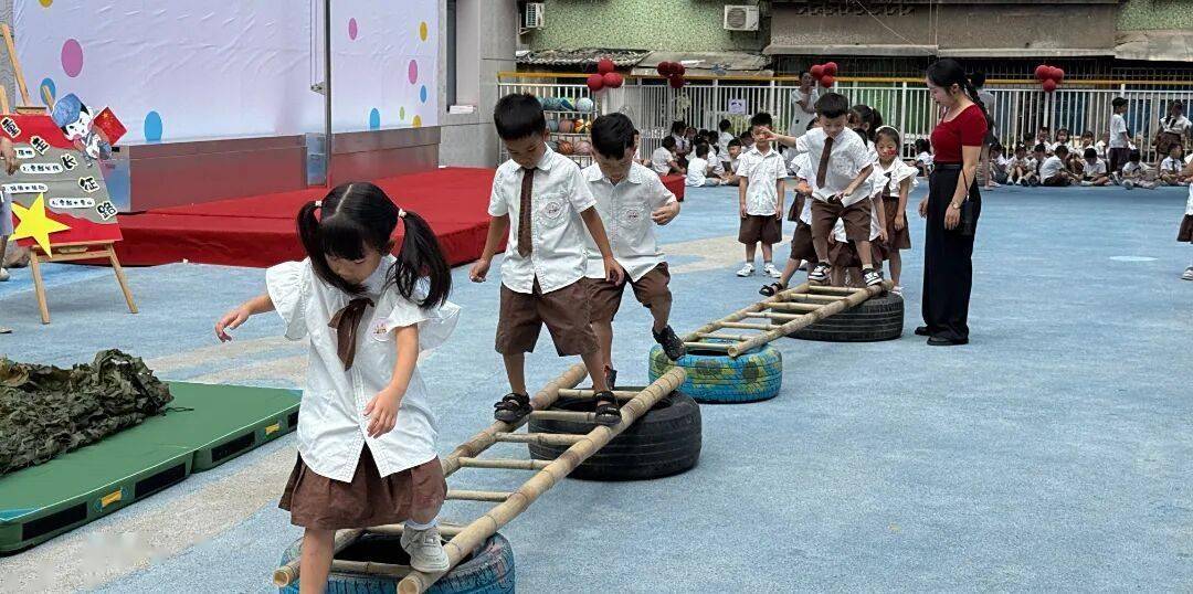 开学啦！简阳学子元气满满启新程