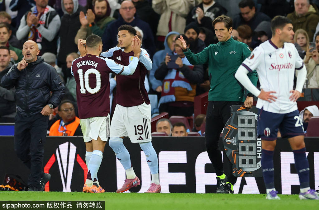 “利物浦未来赛程：欧冠英超两连客11英格兰