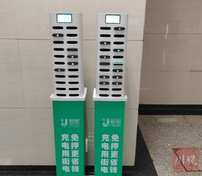 黄仁勋的5万亿时刻：超越日本GDP的“AI卖铲人”