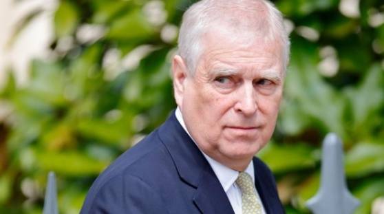 “美瞳党”留神！避开这些“隐形雷区”