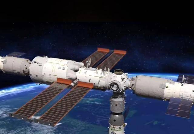 太空碎片威胁升级,神舟二十号飞船遭撞击,6名航天员能否长驻?