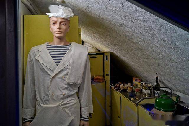 从战场到博物馆：641Б型潜艇“新西伯利亚共青团员”观光记