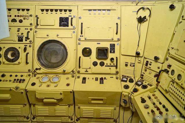 从战场到博物馆：641Б型潜艇“新西伯利亚共青团员”观光记