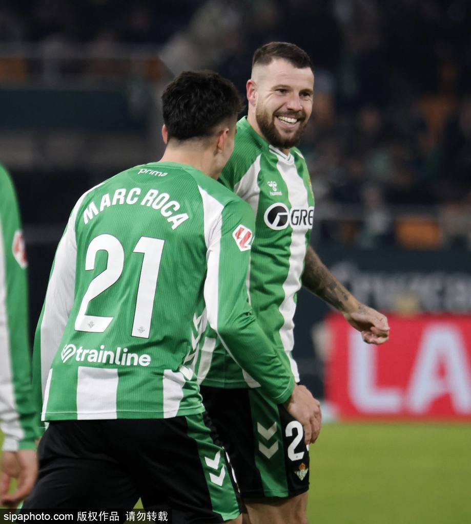 西班牙足球甲级联赛埃尔切升入西甲：326亿欧经济效益背后的故事与影响