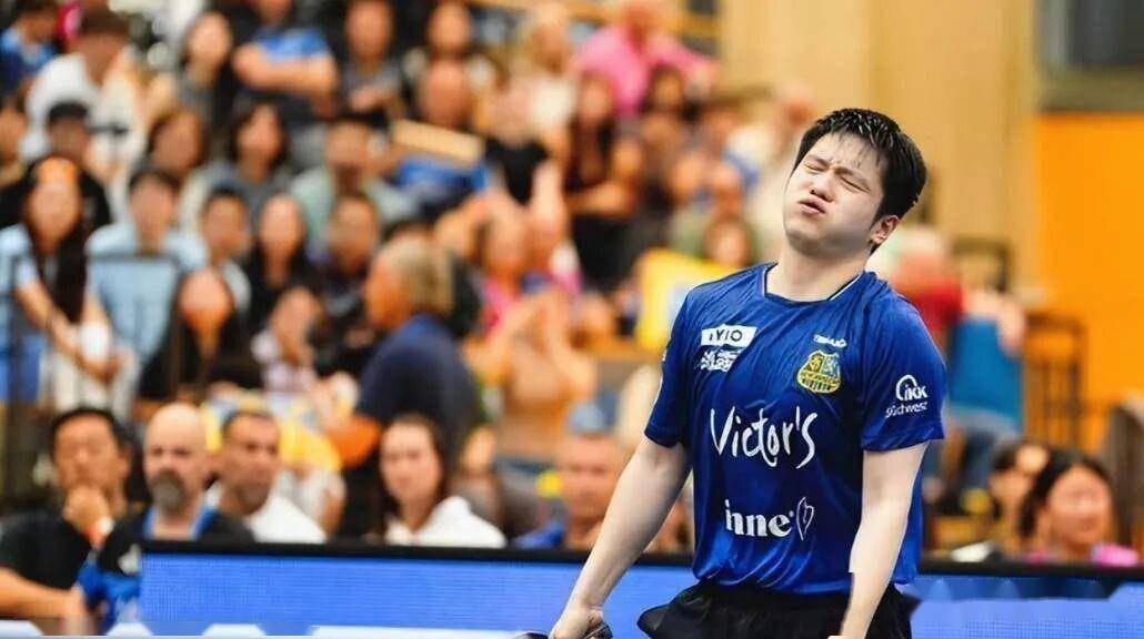 足球直播-NBA直播_英超_世界杯体育【超清在线观看】德国杯夺冠奖金丰厚！樊振东五年捐款280万手机壳裂了都不换！球迷喊话：这次请为自己花